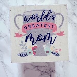 World’s greatest Mom wood block  with 6 messages ! Perfect gift . 3.5" each side